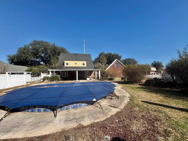 225 E 29th St, Cut Off, LA 70345