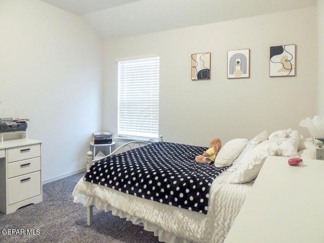 1017 Summer Lake Street, Horizon City, TX 79928