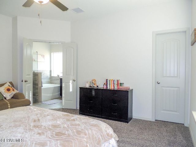 1017 Summer Lake Street, Horizon City, TX 79928