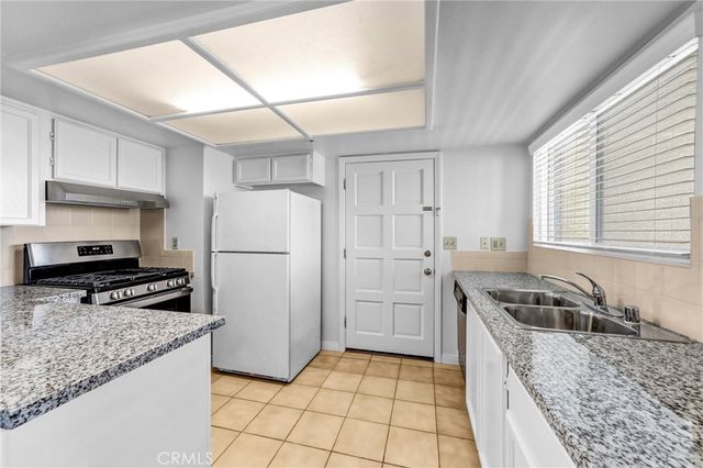 116 W Maple 33, Glendale, CA 91204