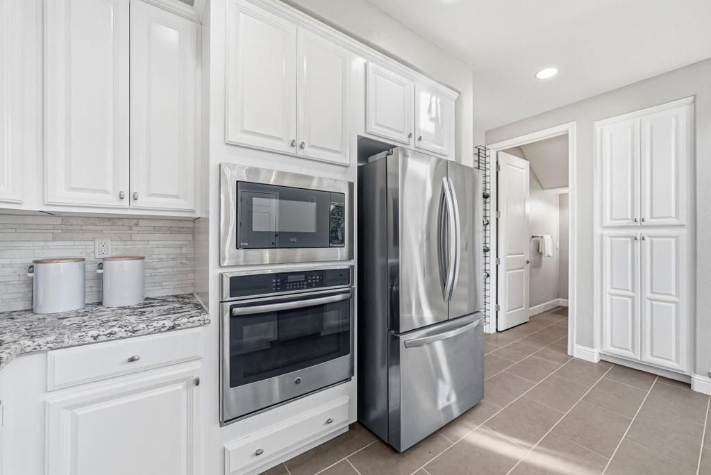 Image 10 of property listing at 1087 E Duane Avenue, Sunnyvale, CA 94085