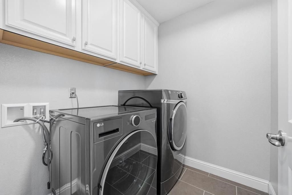 Image 20 of property listing at 1087 E Duane Avenue, Sunnyvale, CA 94085