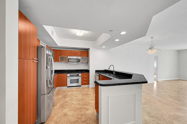 2640 Lake Shore Drive 2011, Riviera Beach, FL 33404