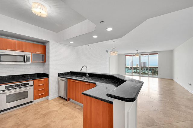 2640 Lake Shore Drive 2011, Riviera Beach, FL 33404