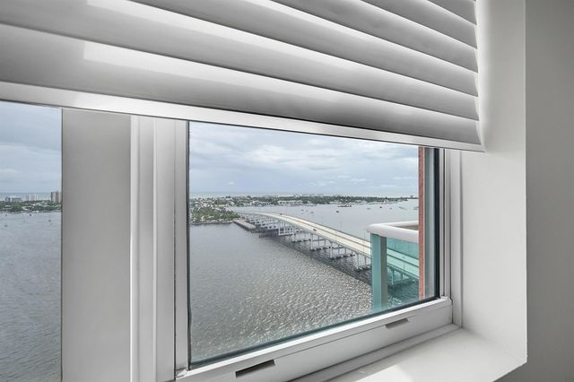 2640 Lake Shore Drive 2011, Riviera Beach, FL 33404