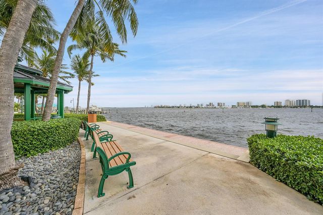 2640 Lake Shore Drive 2011, Riviera Beach, FL 33404