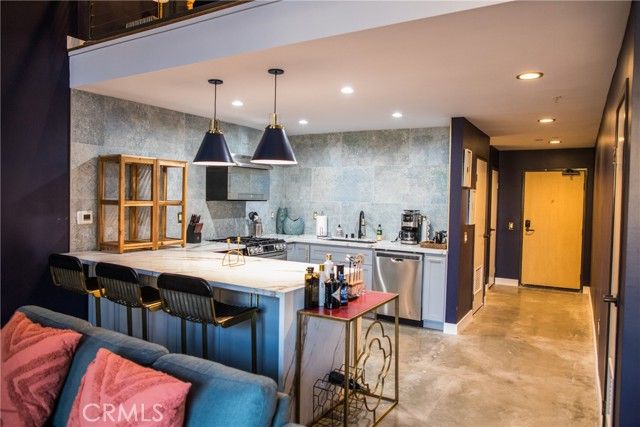 101 W Mission Boulevard 312, Pomona, CA 91766