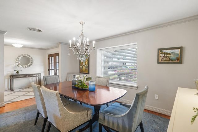 5058 Yarwell Drive, Houston, TX 77096