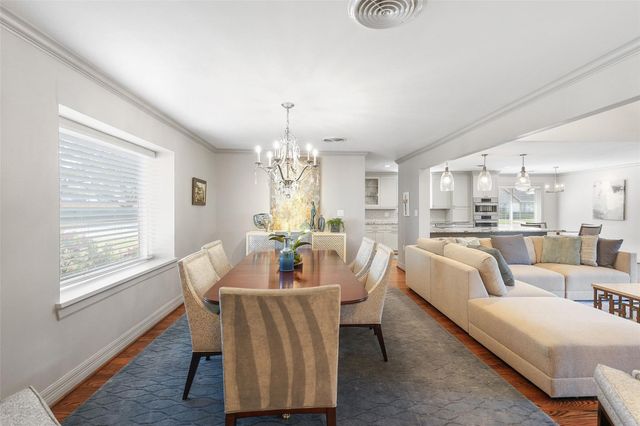 5058 Yarwell Drive, Houston, TX 77096