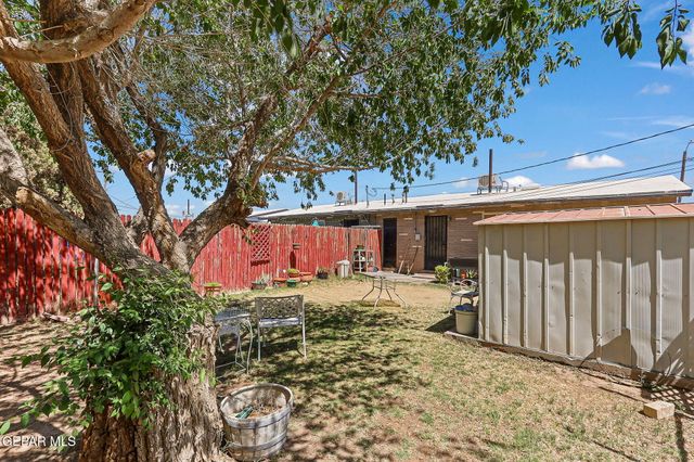 161 Barker Road, El Paso, TX 79915