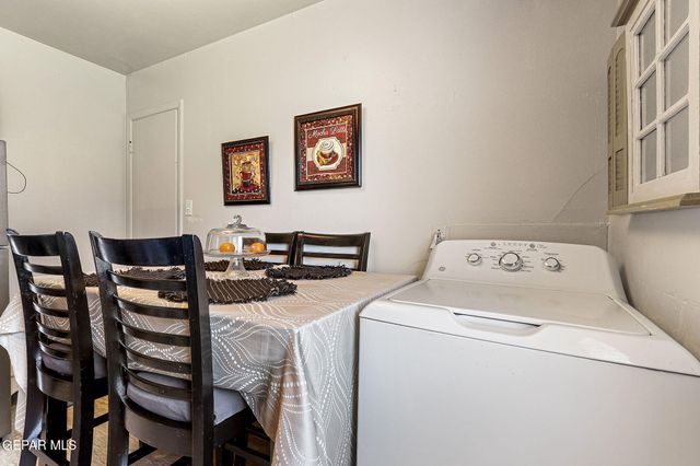 161 Barker Road, El Paso, TX 79915