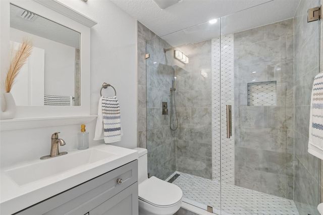 933 ELDORADO AVENUE, Clearwater Beach, FL 33767