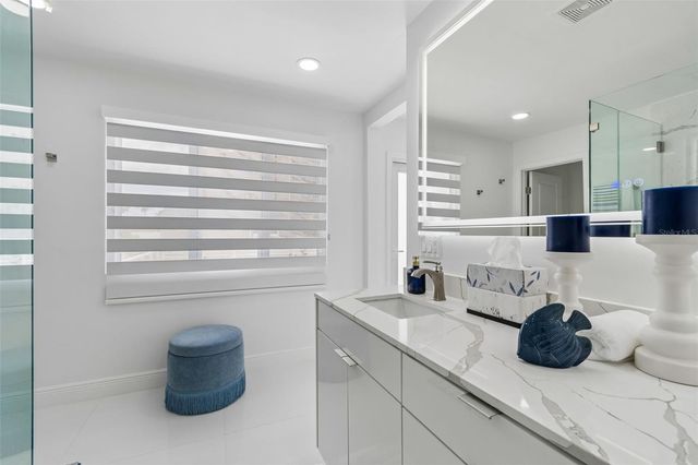 933 ELDORADO AVENUE, Clearwater Beach, FL 33767