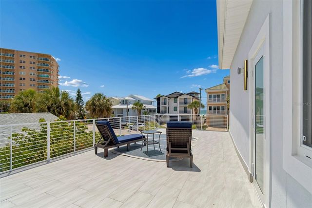 933 ELDORADO AVENUE, Clearwater Beach, FL 33767