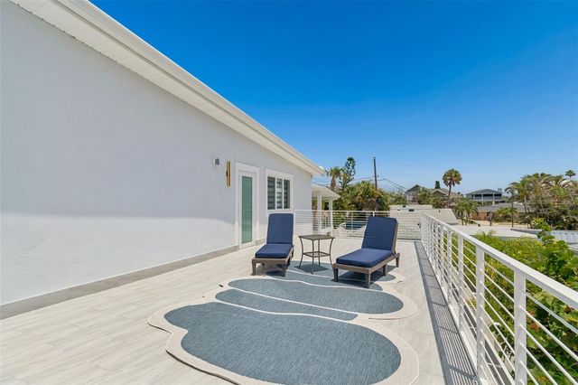 933 ELDORADO AVENUE, Clearwater Beach, FL 33767