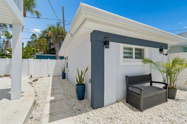 933 ELDORADO AVENUE, Clearwater Beach, FL 33767