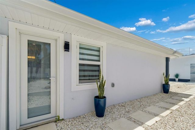 933 ELDORADO AVENUE, Clearwater Beach, FL 33767