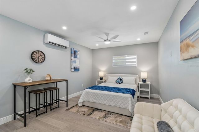 933 ELDORADO AVENUE, Clearwater Beach, FL 33767