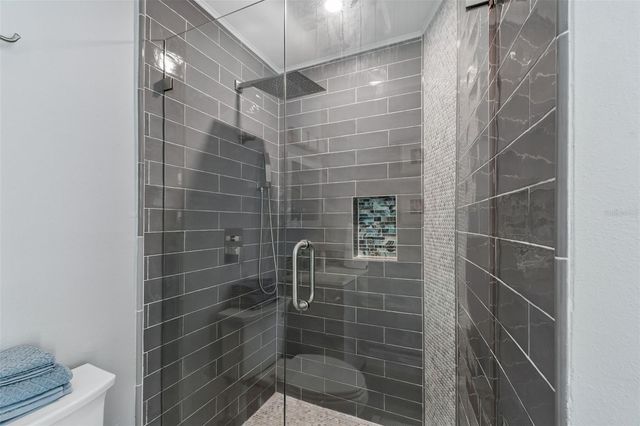 933 ELDORADO AVENUE, Clearwater Beach, FL 33767