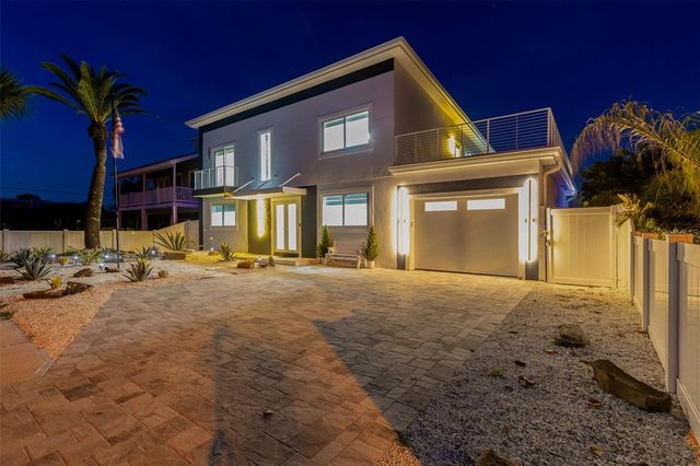 933 ELDORADO AVENUE, Clearwater Beach, FL 33767