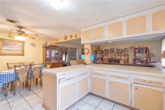 37617 27th East, Palmdale, CA 93550