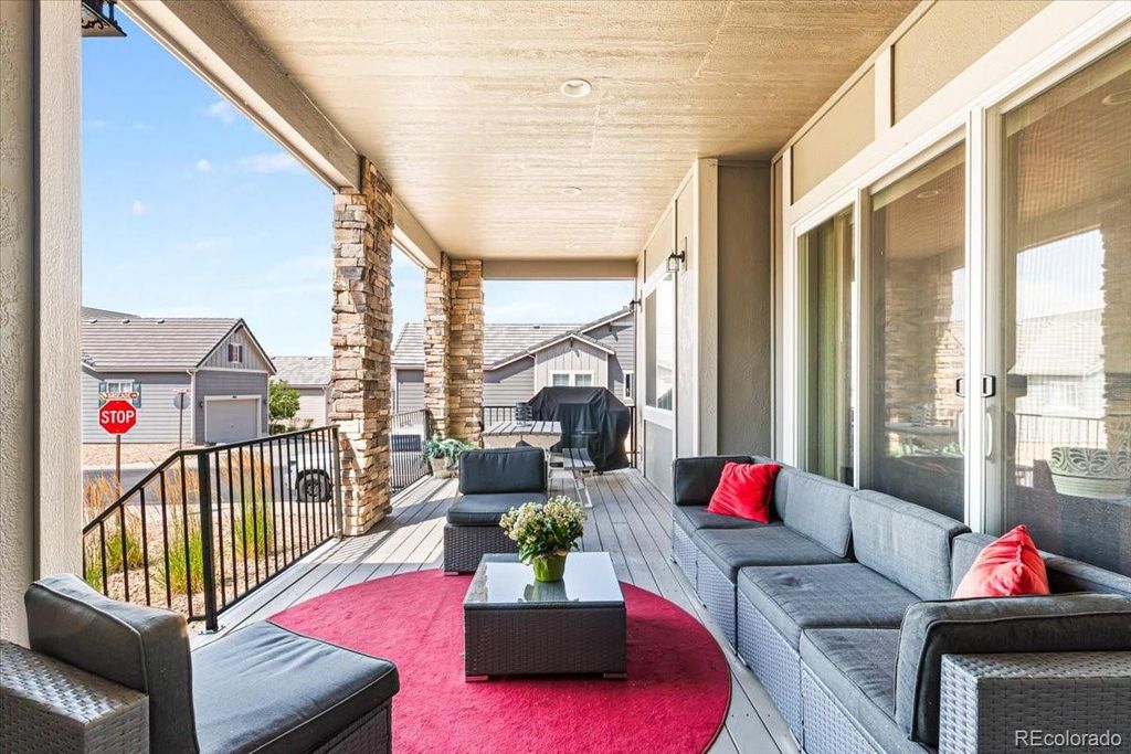 Image 2 of property listing at 1048 Brocade Drive, Highlands Ranch, CO 80126
