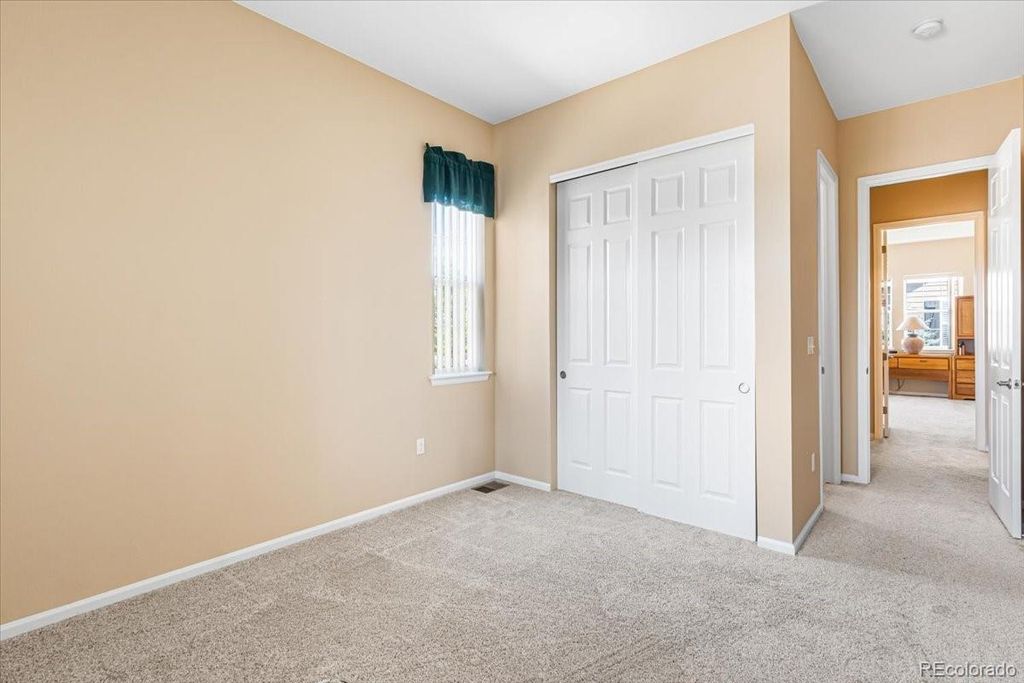 Image 21 of property listing at 1048 Brocade Drive, Highlands Ranch, CO 80126