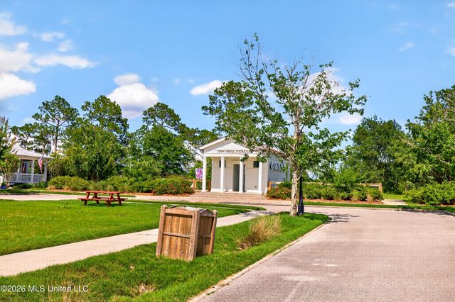 13509 Evergreen Drive, Gulfport, MS 39503