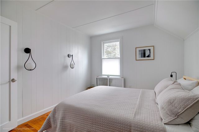 19 Congdon Avenue, Newport, RI 02840