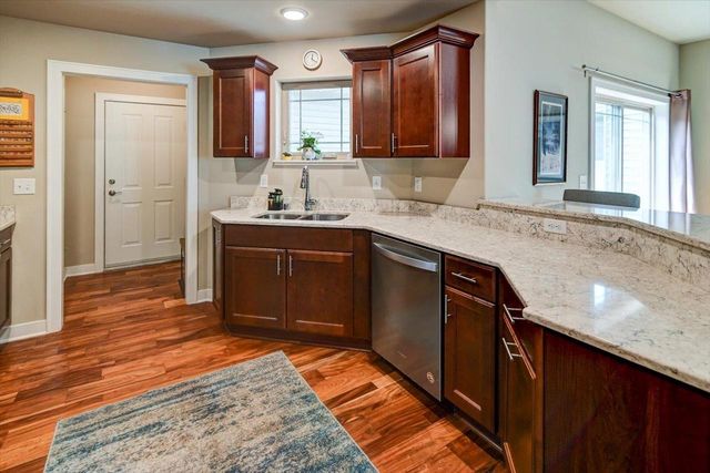 2537 New Town Drive, Sun Prairie, WI 53590