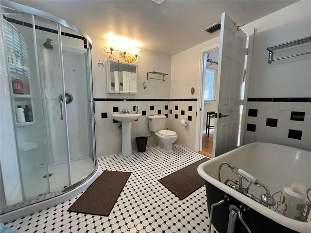 1412 36TH AVENUE N, St Petersburg, FL 33704