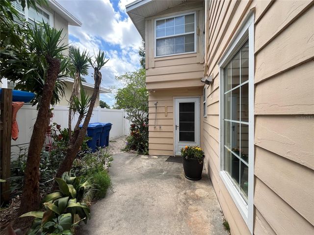 1412 36TH AVENUE N, St Petersburg, FL 33704