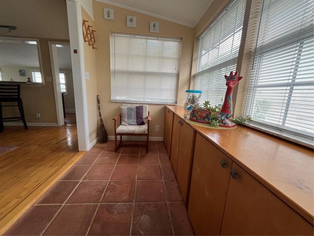 1412 36TH AVENUE N, St Petersburg, FL 33704