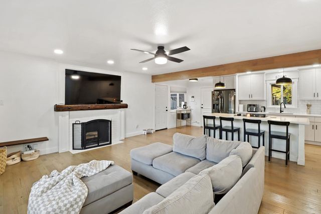 5208 Rambler Way, Sacramento, CA 95841