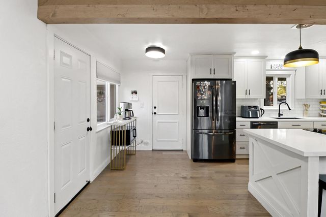 5208 Rambler Way, Sacramento, CA 95841