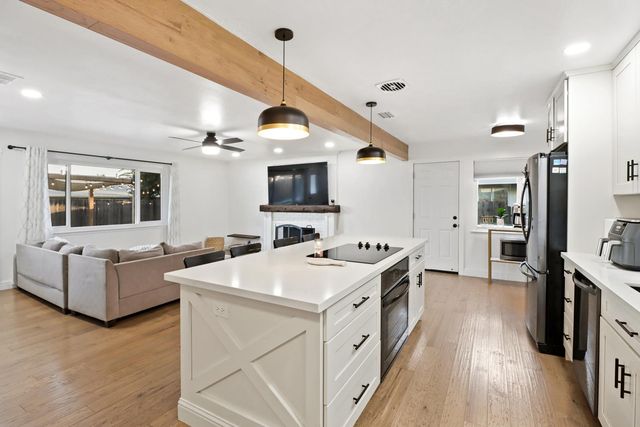 5208 Rambler Way, Sacramento, CA 95841