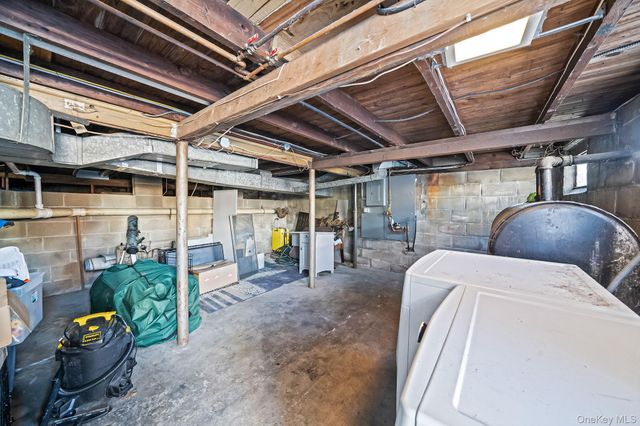 15 Ridge Lane, Miller Place, NY 11764