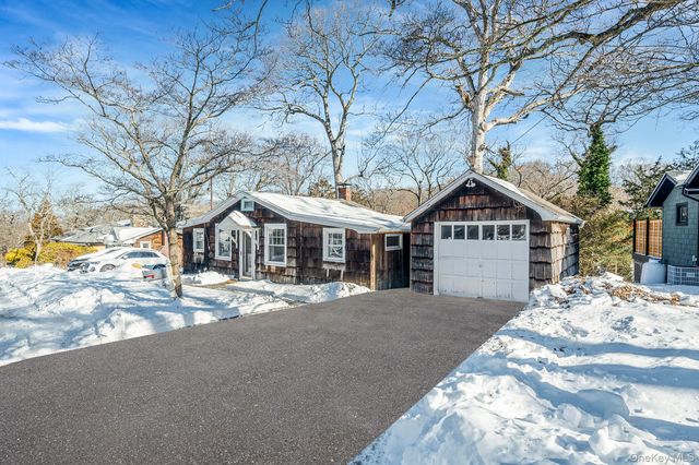 15 Ridge Lane, Miller Place, NY 11764