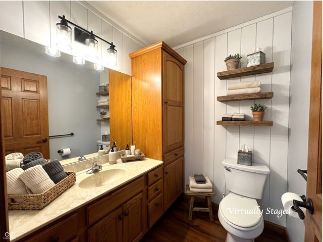 117 S Jackson Street, Medora, IN 47260