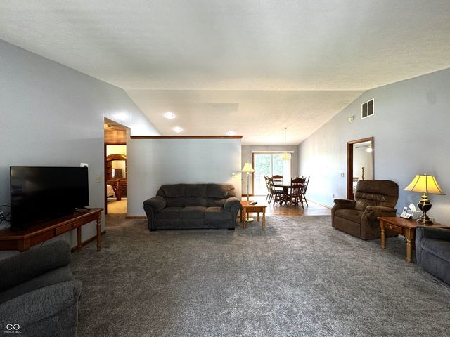 117 S Jackson Street, Medora, IN 47260