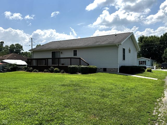 117 S Jackson Street, Medora, IN 47260