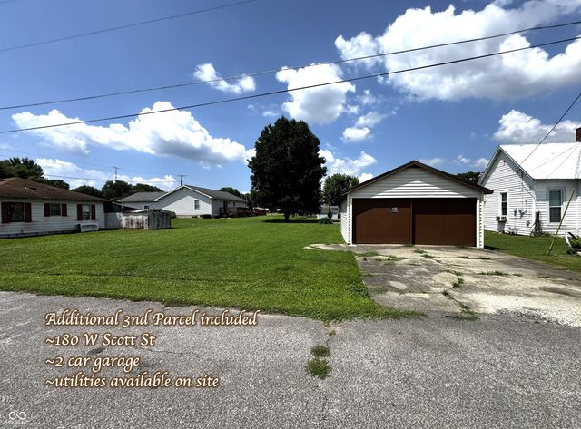 117 S Jackson Street, Medora, IN 47260