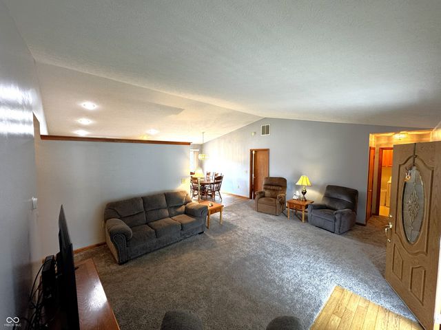 117 S Jackson Street, Medora, IN 47260