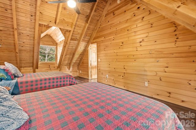 965 Winterstar Loop, Burnsville, NC 28714