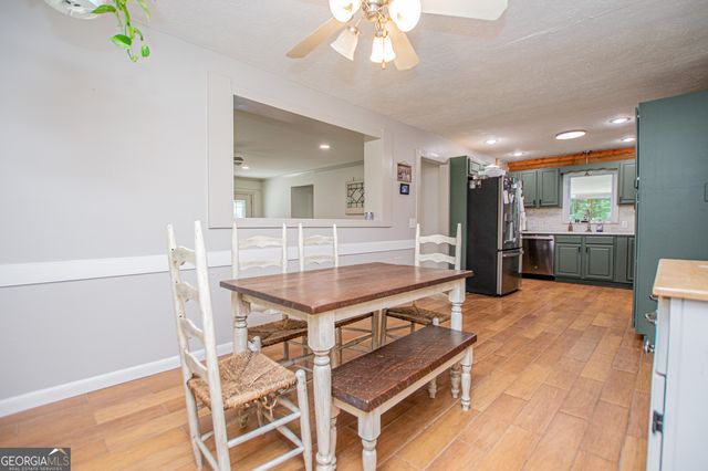 71 Oak Ridge Way, Bremen, GA 30110
