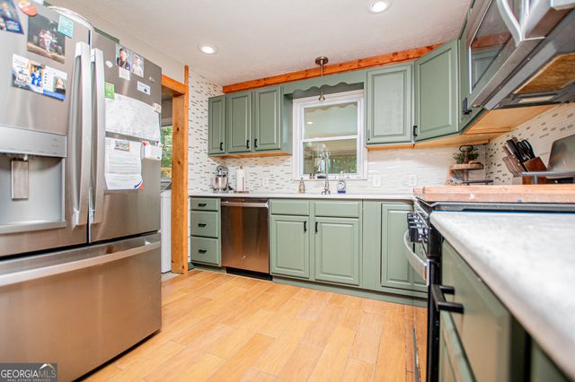 71 Oak Ridge Way, Bremen, GA 30110