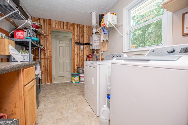 71 Oak Ridge Way, Bremen, GA 30110