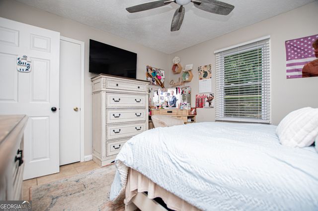 71 Oak Ridge Way, Bremen, GA 30110
