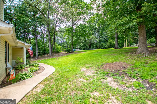 71 Oak Ridge Way, Bremen, GA 30110