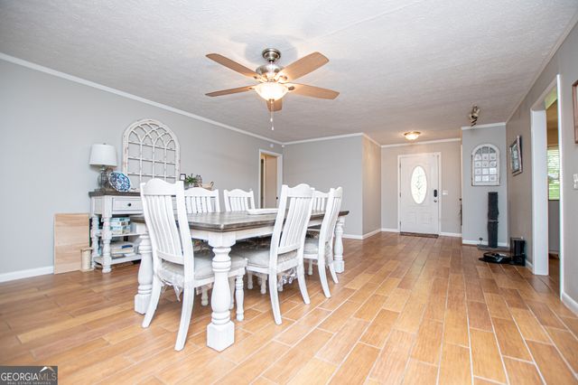 71 Oak Ridge Way, Bremen, GA 30110